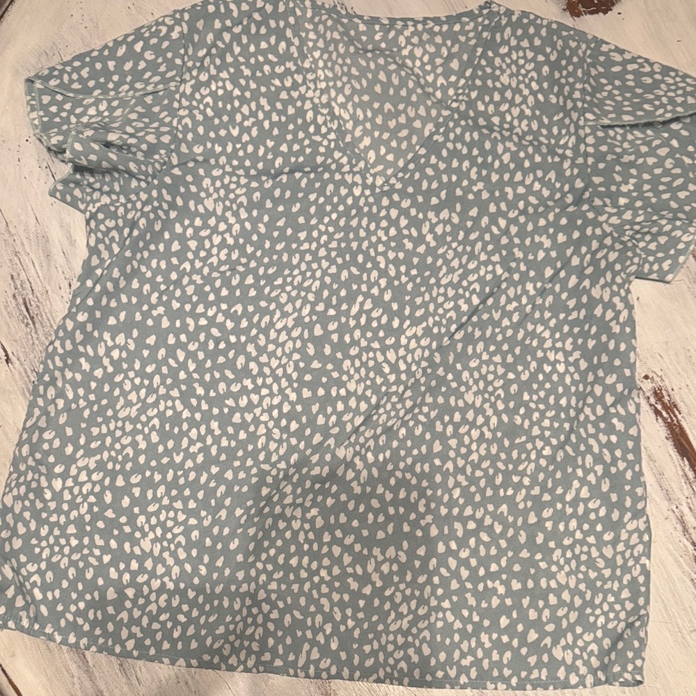 Blue and White Patterned Top